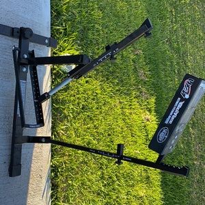 Black Flame Louisville slugger Pitching machine